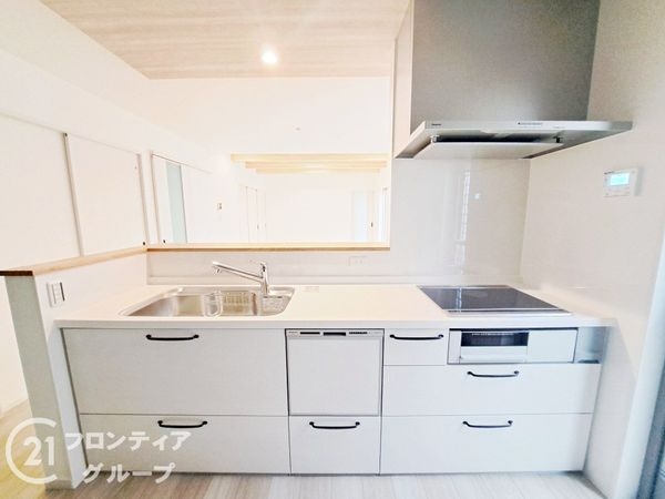 桜井市大字粟殿　新築一戸建て　全３区画　３号棟