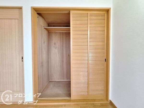 生駒市白庭台５丁目の中古一戸建て