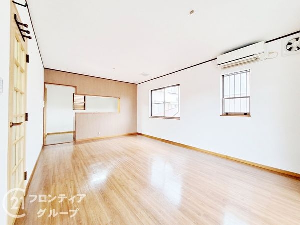 生駒市白庭台５丁目　中古一戸建て
