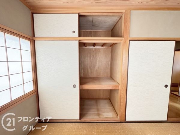 奈良市松陽台２丁目の中古一戸建て