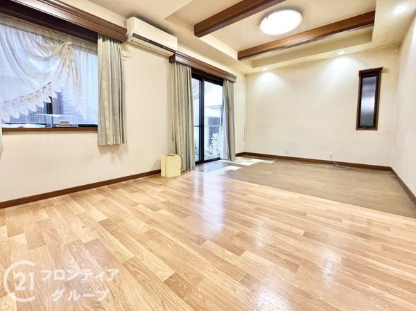 北葛城郡上牧町葛城台３丁目　中古一戸建て