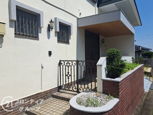 生駒市松美台の中古一戸建て