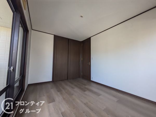 香芝市逢坂８丁目の中古一戸建て