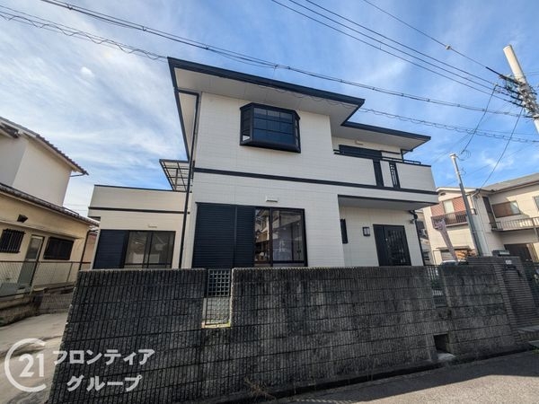 香芝市逢坂８丁目　中古一戸建て