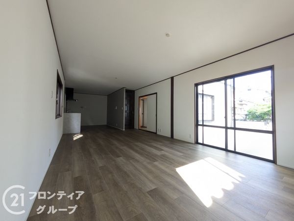 香芝市逢坂８丁目の中古一戸建て