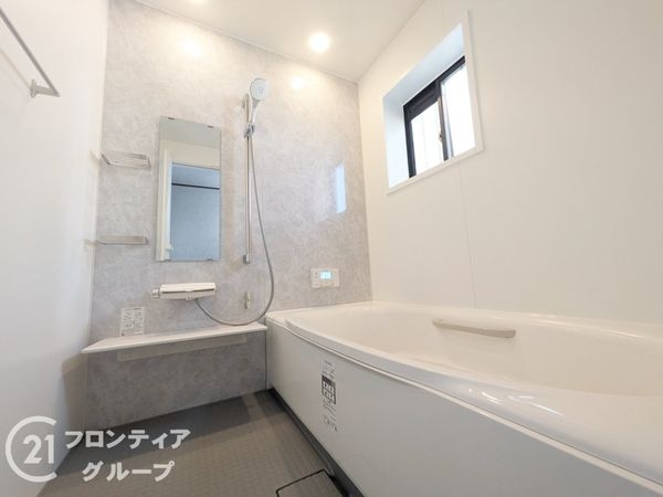 香芝市逢坂８丁目　中古一戸建て