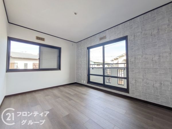 香芝市逢坂８丁目の中古一戸建て