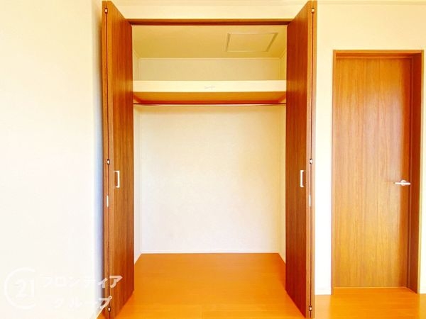 北葛城郡上牧町松里園３丁目の中古一戸建て