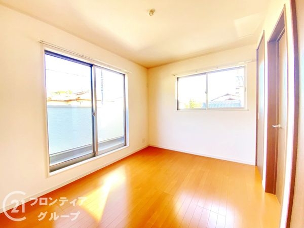 北葛城郡上牧町松里園３丁目の中古一戸建て