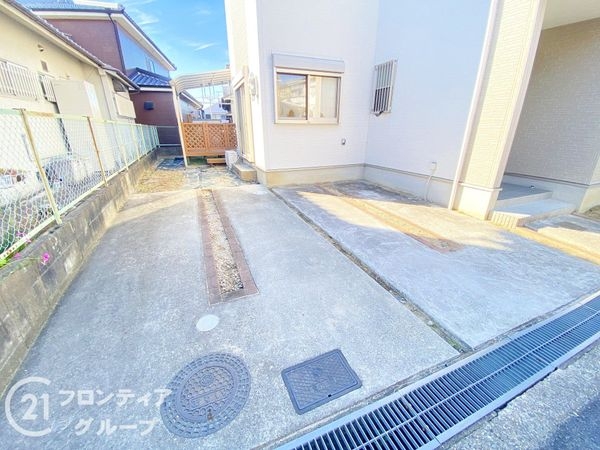 北葛城郡上牧町松里園３丁目の中古一戸建て
