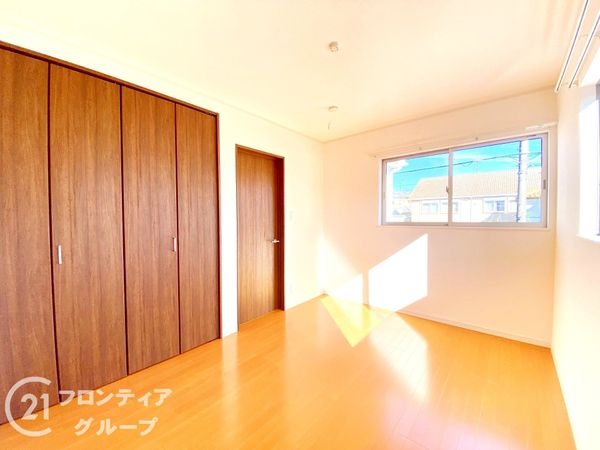 北葛城郡上牧町松里園３丁目の中古一戸建て