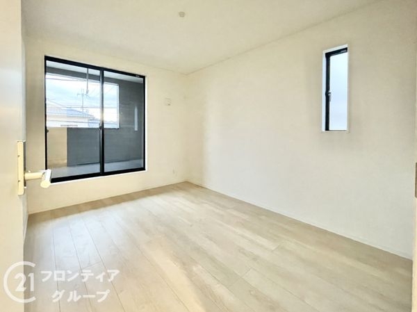 橿原市四条町　新築一戸建て　第２　２号棟