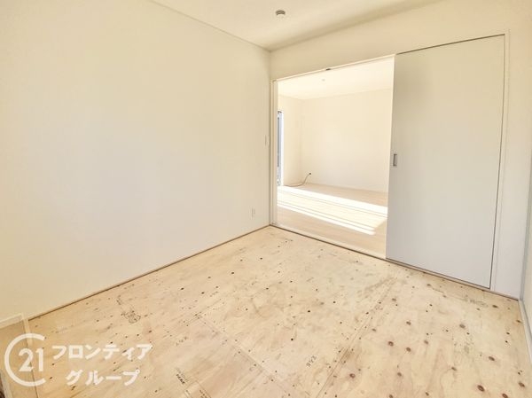 橿原市新口町　新築一戸建て　第２　２号棟