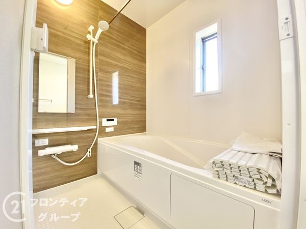 橿原市新口町　新築一戸建て　第２　２号棟