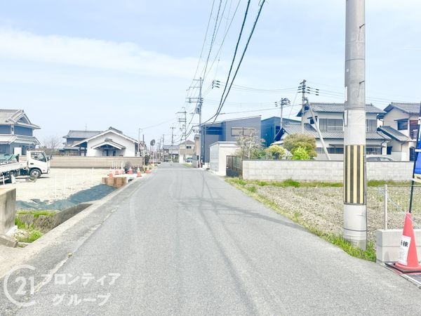 橿原市田中町　新築一戸建て　３期　２号棟