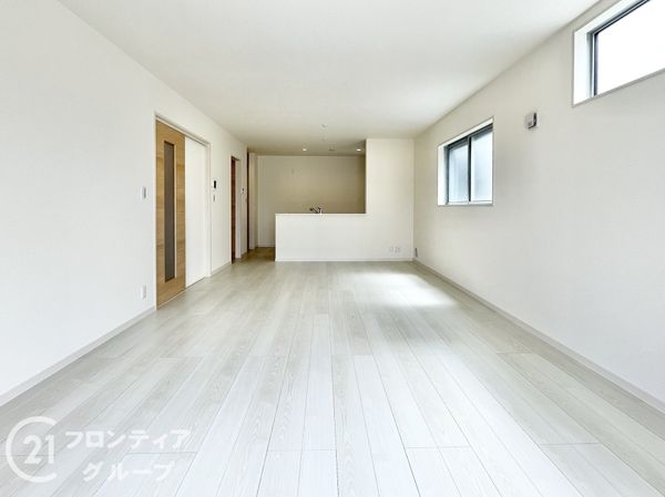 橿原市田中町　新築一戸建て　３期　１号棟