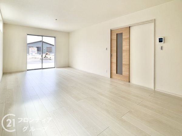 橿原市田中町　新築一戸建て　３期　１号棟