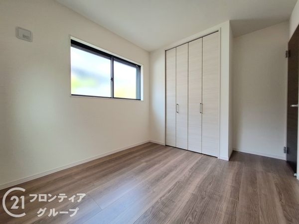奈良市青山８丁目　新築一戸建て　全１区画