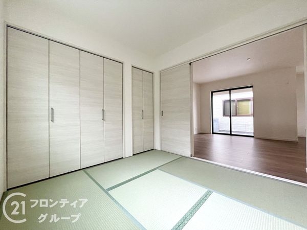 北葛城郡広陵町大字三吉　新築一戸建て　３期　２号棟