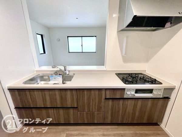 北葛城郡広陵町大字三吉　新築一戸建て　３期　２号棟