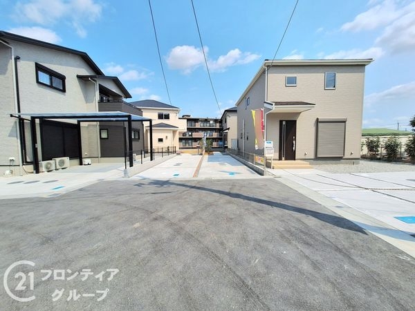 生駒郡斑鳩町龍田西３丁目　新築一戸建て　第７　１号棟