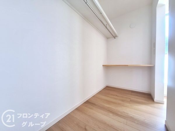 奈良市神殿町　新築一戸建て　１号棟