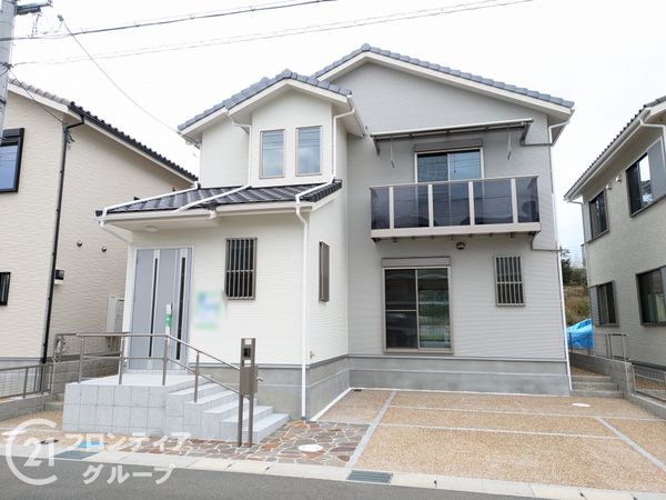 木津川市州見台６丁目　新築一戸建て　２期　２８号地