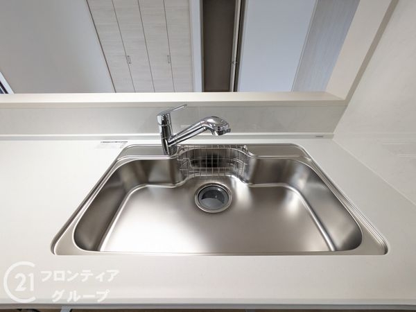 木津川市州見台６丁目　新築一戸建て　２期　２８号地