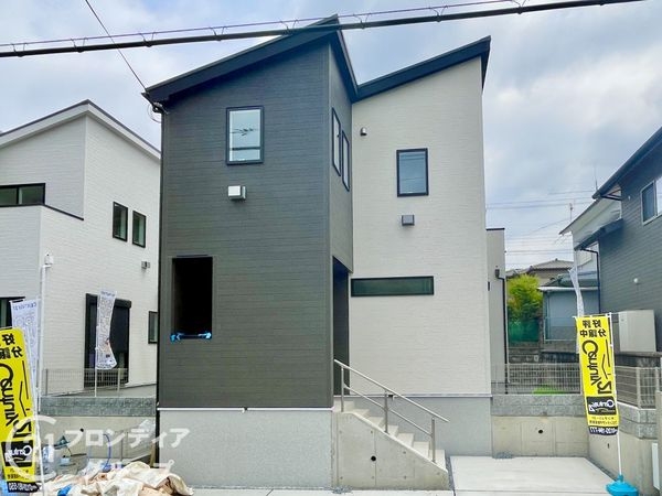 奈良市七条西町１丁目　新築一戸建て　２３－１期　２号棟