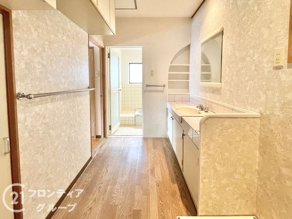 天理市備前町の中古一戸建て
