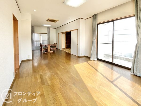 天理市備前町の中古一戸建て