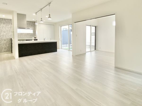 北葛城郡広陵町大字三吉　中古一戸建て
