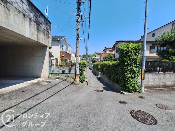 奈良市富雄元町１丁目の中古一戸建て