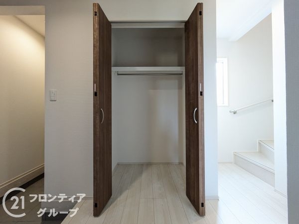 木津川市木津南後背　新築一戸建て　４期　全１区画