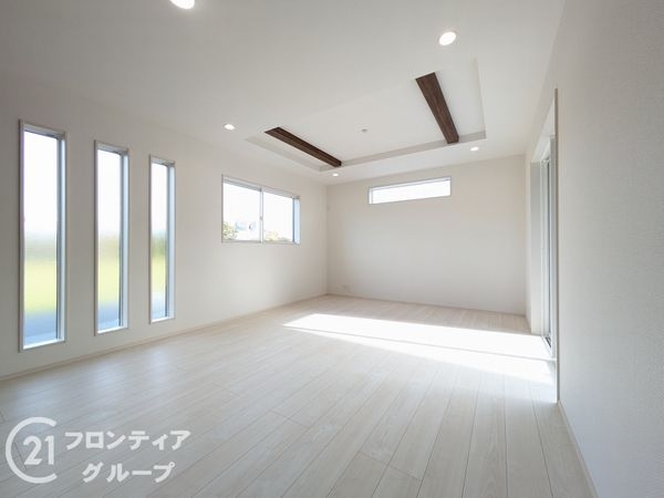 木津川市木津南後背　新築一戸建て　４期　全１区画