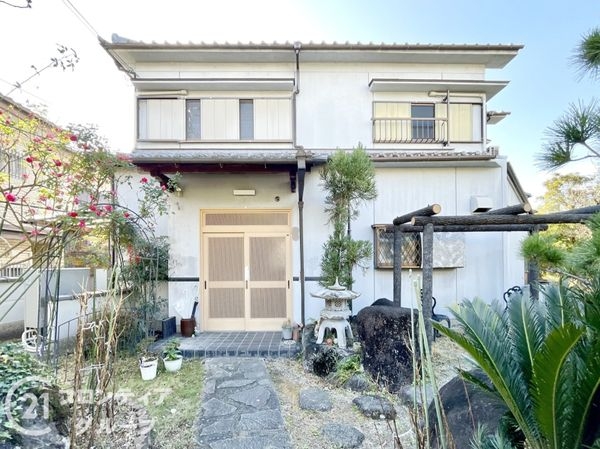 生駒市松美台　中古一戸建て