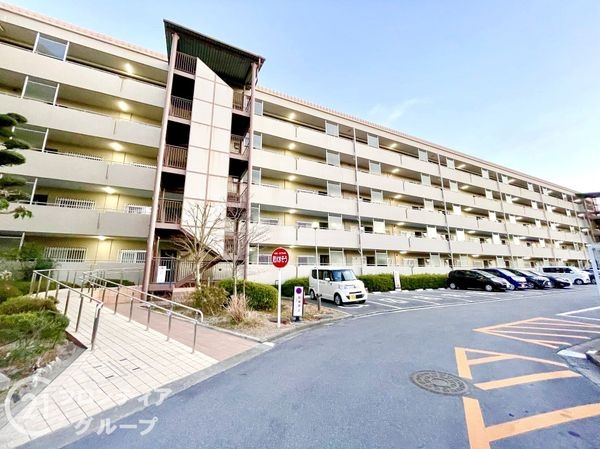 サンライフ学園前　Ｂ棟　中古マンション