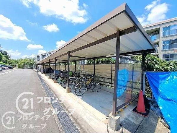 サンライフ学園前　Ｂ棟　中古マンション