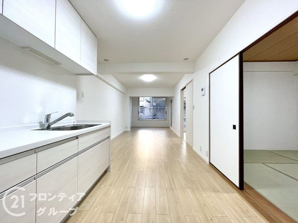 サンライフ学園前　Ｂ棟　中古マンション