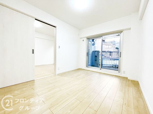 サンライフ学園前　Ｂ棟　中古マンション