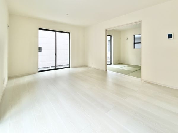 橿原市大久保町　新築一戸建て　２期　１号棟