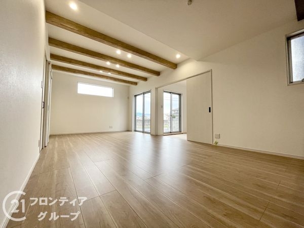 北葛城郡広陵町大字南郷　新築一戸建て　１号棟
