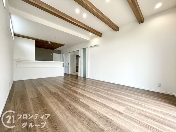 北葛城郡広陵町大字南郷　新築一戸建て　３号棟