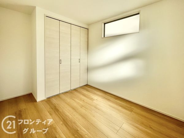 香芝市狐井　新築一戸建て
