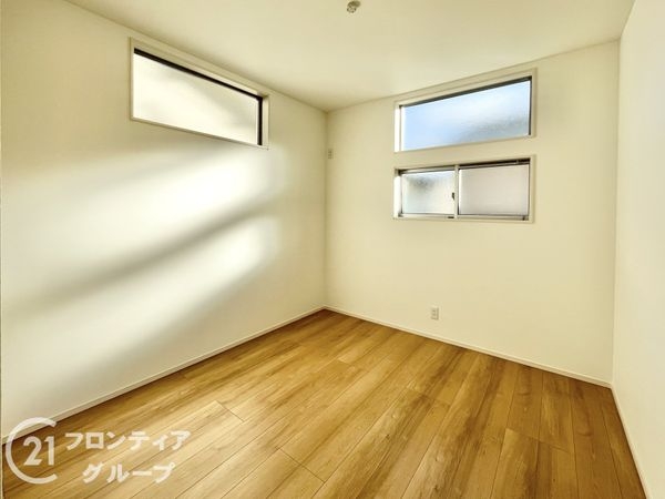 香芝市狐井　新築一戸建て