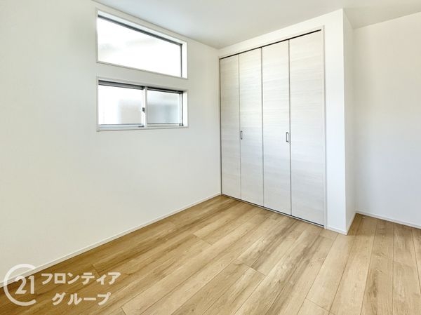 香芝市狐井　新築一戸建て