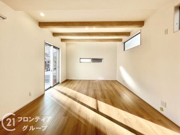 香芝市狐井　新築一戸建て