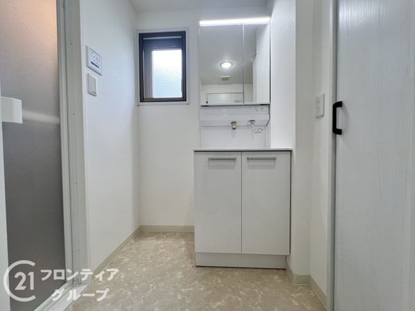 東急ドエル・アルス木津南D棟 中古マンション(洗面台・洗面所)