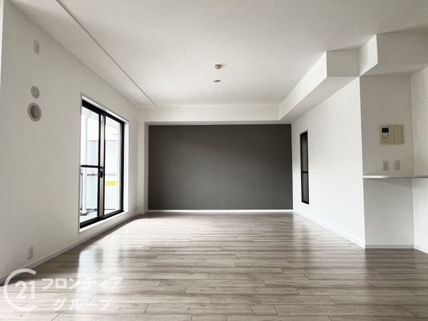 東急ドエル・アルス木津南D棟 中古マンション(リビング)