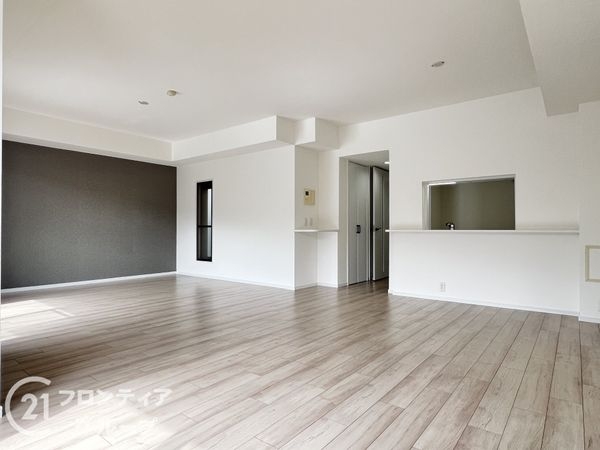 東急ドエル・アルス木津南D棟 中古マンション(リビング)